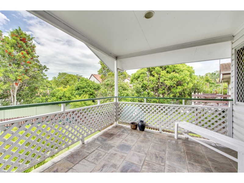 84 Leicester Street, Coorparoo QLD 4151