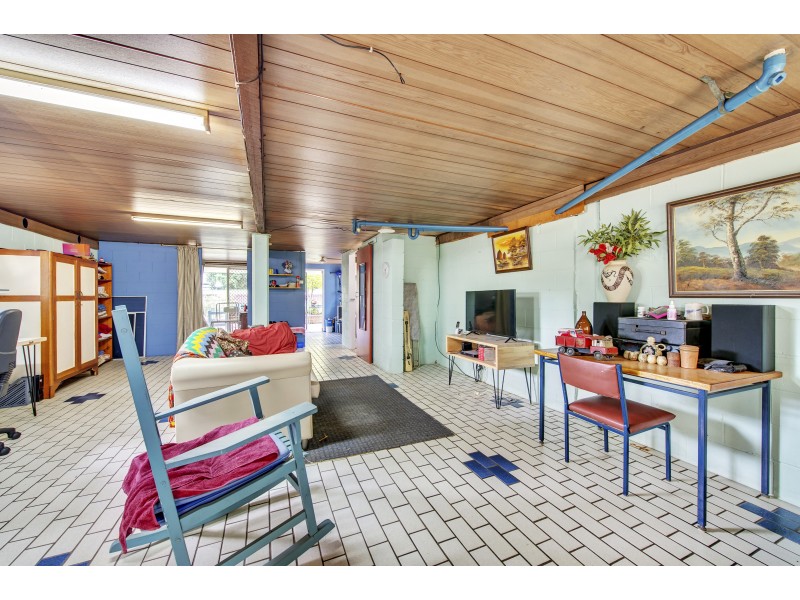 84 Leicester Street, Coorparoo QLD 4151