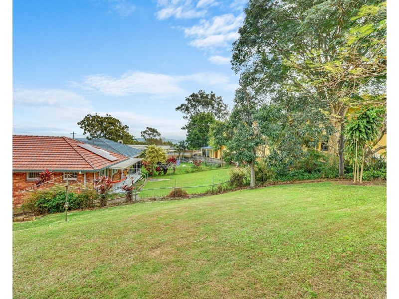 576 Cavendish Road, Coorparoo QLD 4151