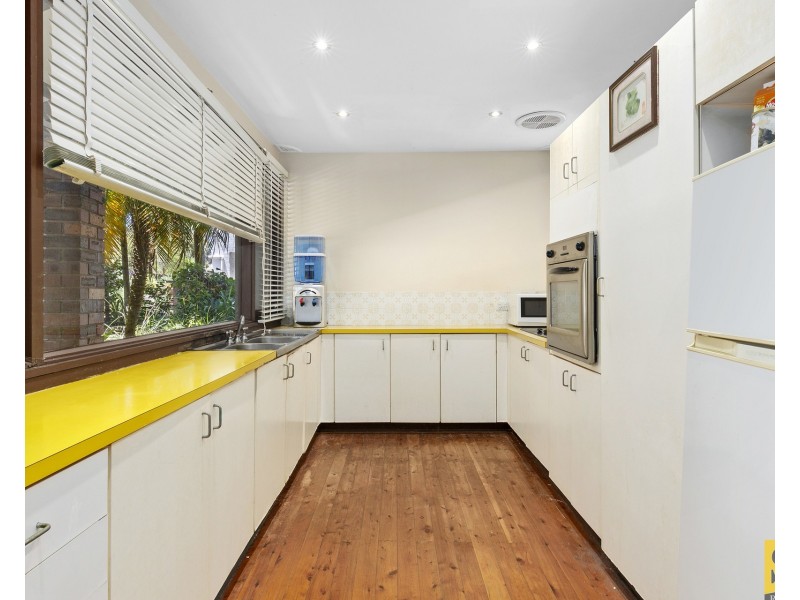 19 Oak Street, Lugarno NSW 2210