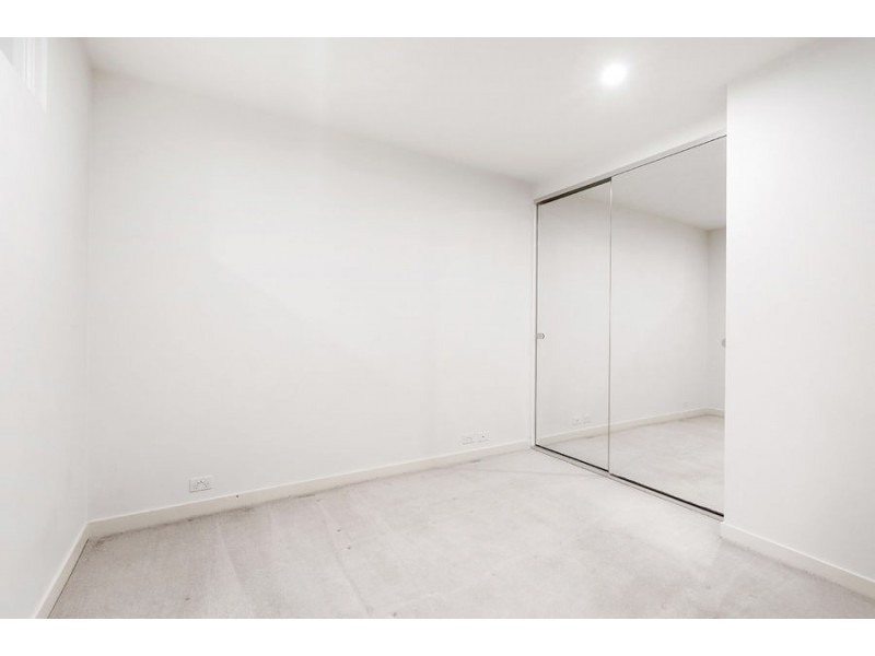 1112/3 Yarra Street, South Yarra VIC 3141