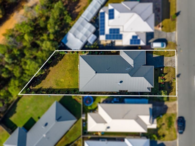 19 Mcpherson Crescent, Coomera QLD 4209