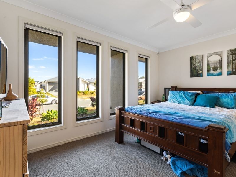 19 Mcpherson Crescent, Coomera QLD 4209