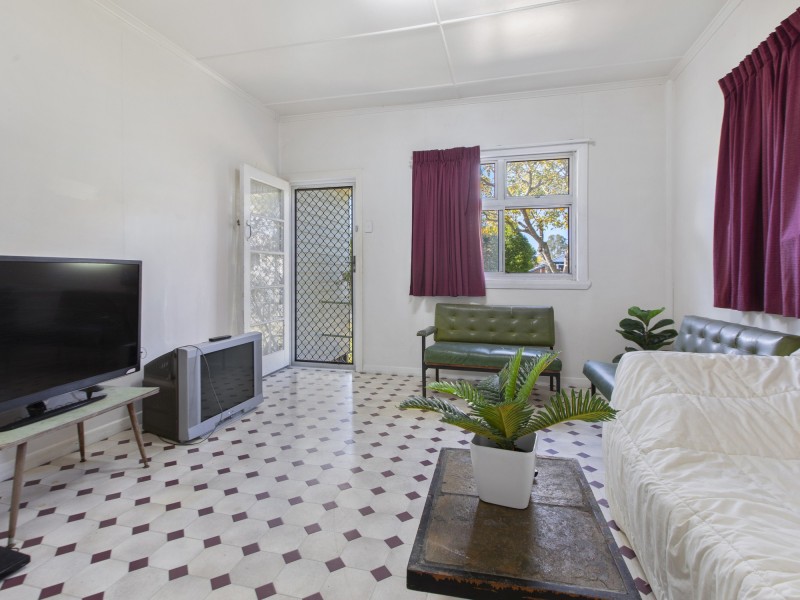 34 KEELING STREET, Coopers Plains QLD 4108