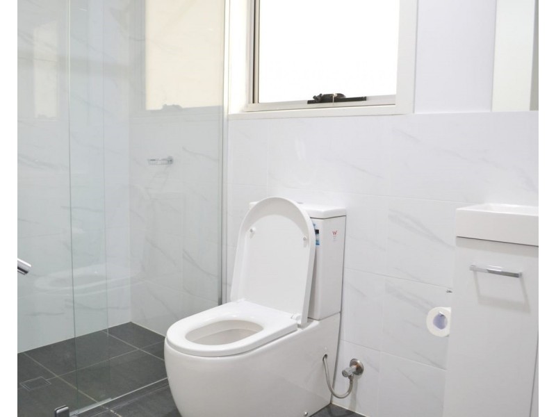 18 POUND STREET, Dutton Park QLD 4102