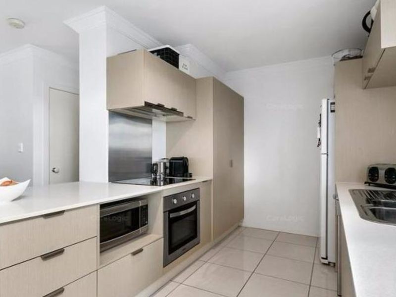 16/200 Meadowlands Road, Carina QLD 4152