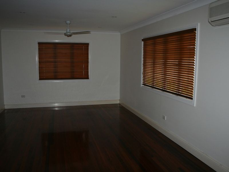 7 Wingarra Street, Yeerongpilly QLD 4105