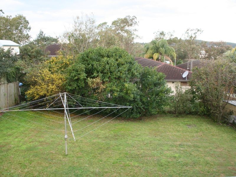 7 Wingarra Street, Yeerongpilly QLD 4105