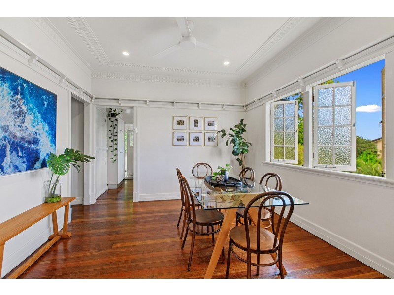 2 HECTOR ROAD, Holland Park QLD 4121