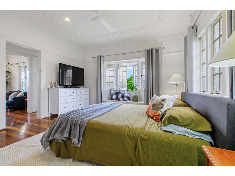 2 HECTOR ROAD, Holland Park QLD 4121