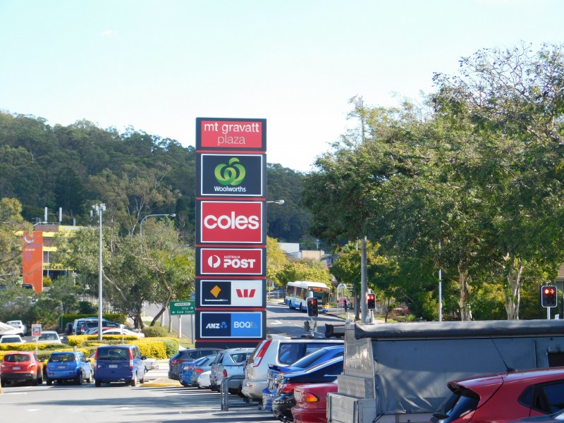 2 HECTOR ROAD, Holland Park QLD 4121