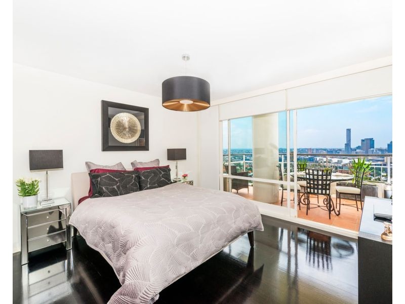 10C/182 Dornoch Terrace, Highgate Hill QLD 4101