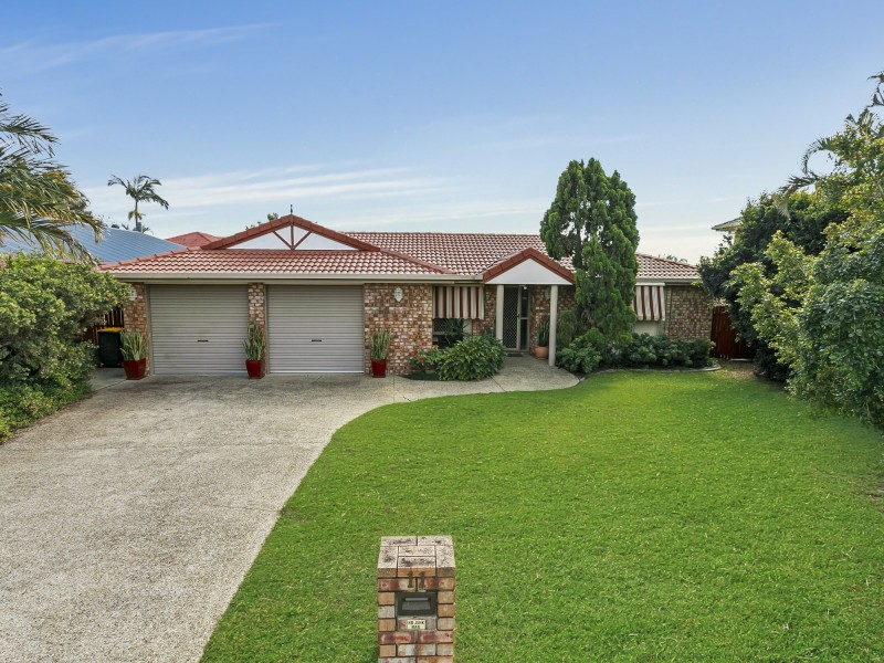 11 FENDI PLACE, Eight Mile Plains QLD 4113