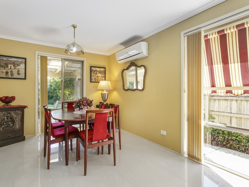 11 FENDI PLACE, Eight Mile Plains QLD 4113