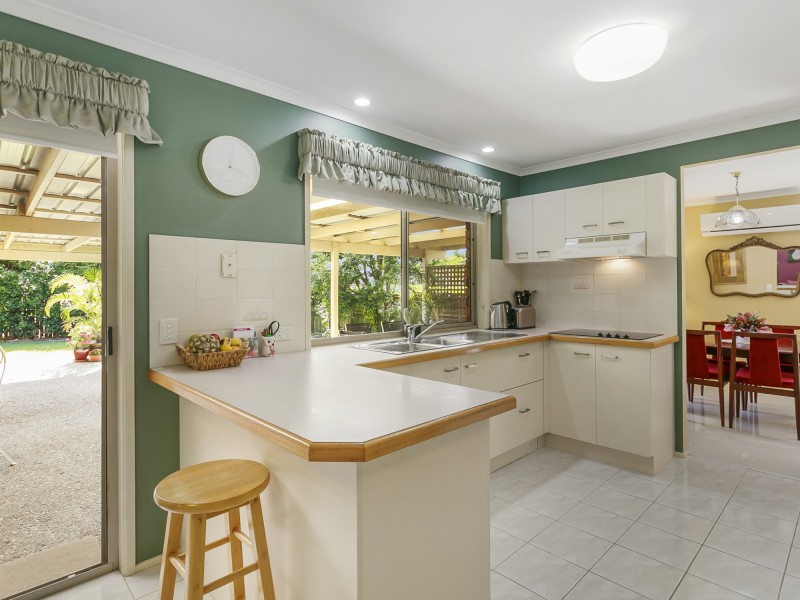 11 FENDI PLACE, Eight Mile Plains QLD 4113