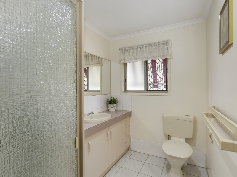 11 FENDI PLACE, Eight Mile Plains QLD 4113