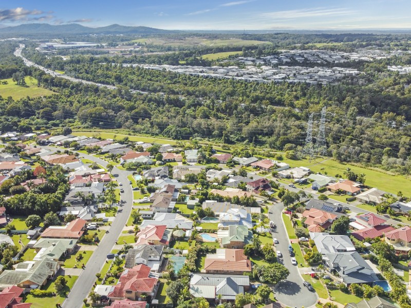 11 FENDI PLACE, Eight Mile Plains QLD 4113