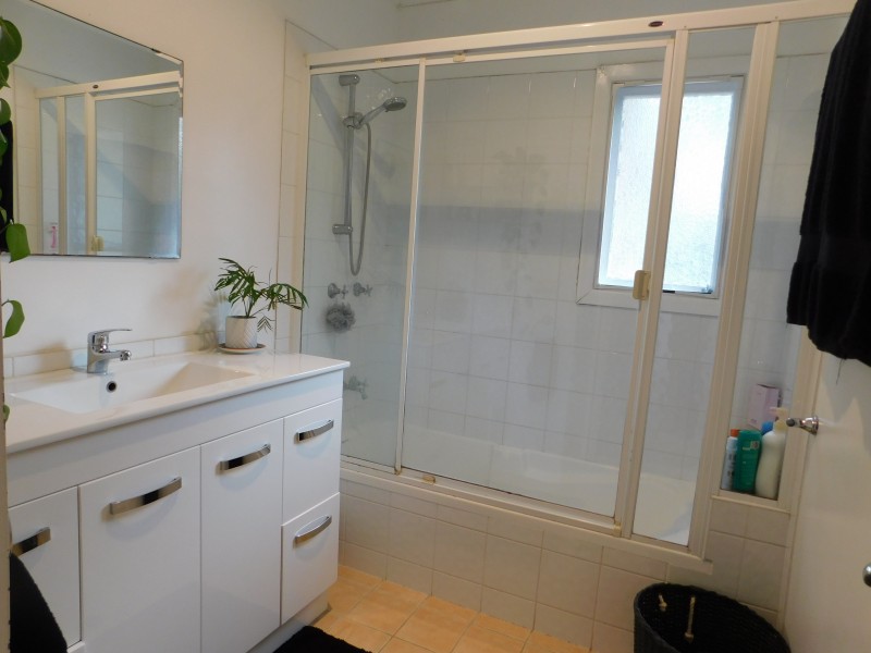 35 CHARMAINE STREET, Moorooka QLD 4105