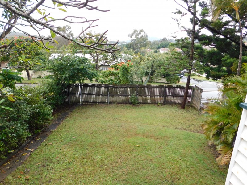 147 ANDREW AVENUE, Tarragindi QLD 4121