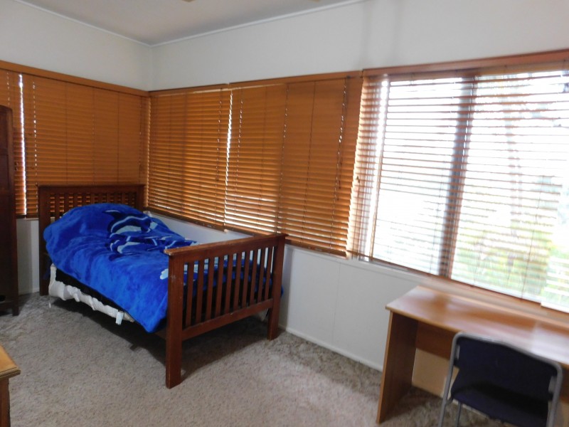 147 ANDREW AVENUE, Tarragindi QLD 4121