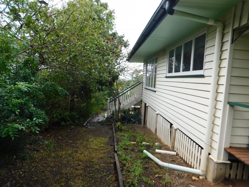 147 ANDREW AVENUE, Tarragindi QLD 4121