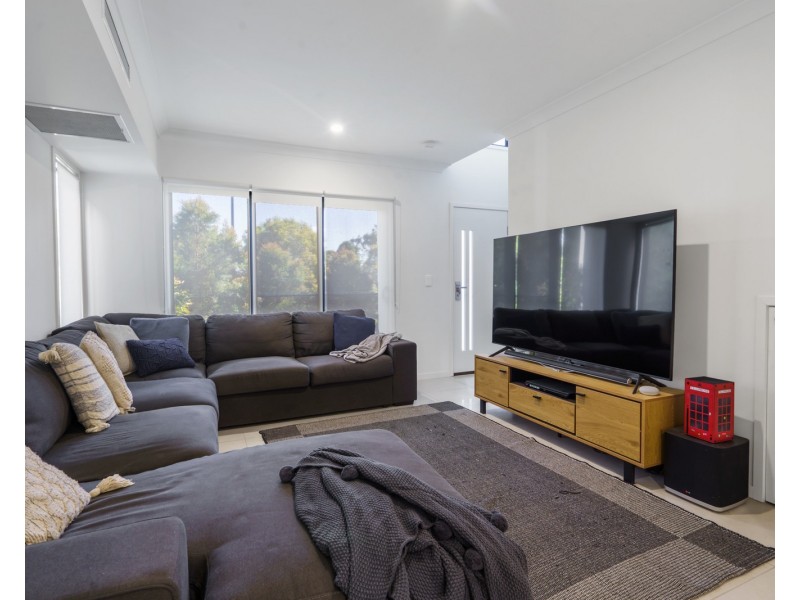 75 Eagle Parade, Rochedale QLD 4123