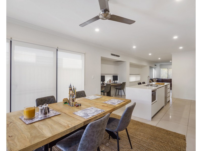 75 Eagle Parade, Rochedale QLD 4123
