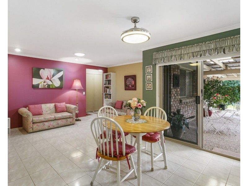 11 FENDI PLACE, Eight Mile Plains QLD 4113