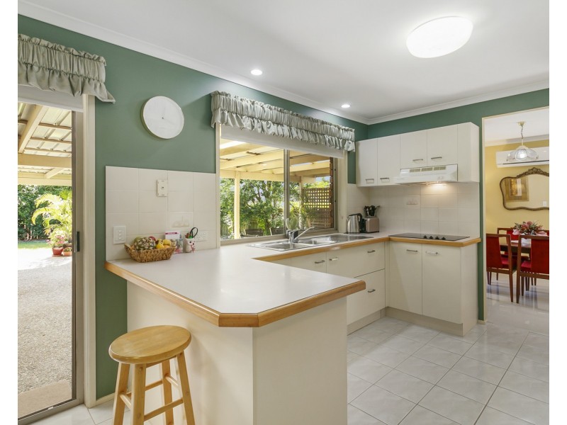 11 FENDI PLACE, Eight Mile Plains QLD 4113