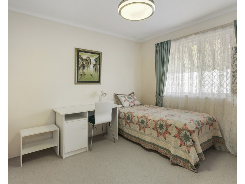 11 FENDI PLACE, Eight Mile Plains QLD 4113