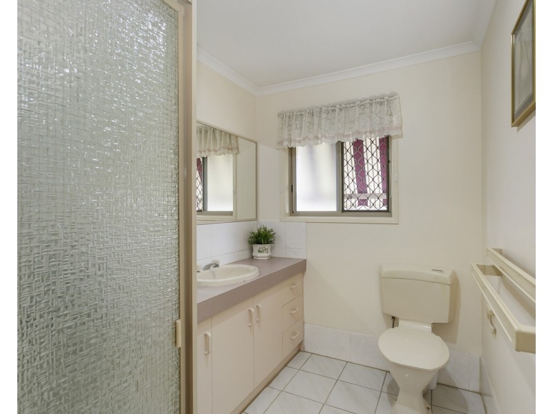 11 FENDI PLACE, Eight Mile Plains QLD 4113