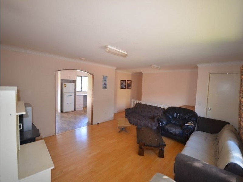 19 METROPOLE STREET, Robertson QLD 4109