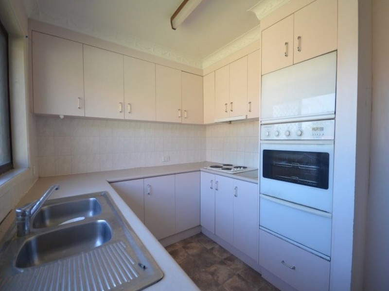 19 METROPOLE STREET, Robertson QLD 4109