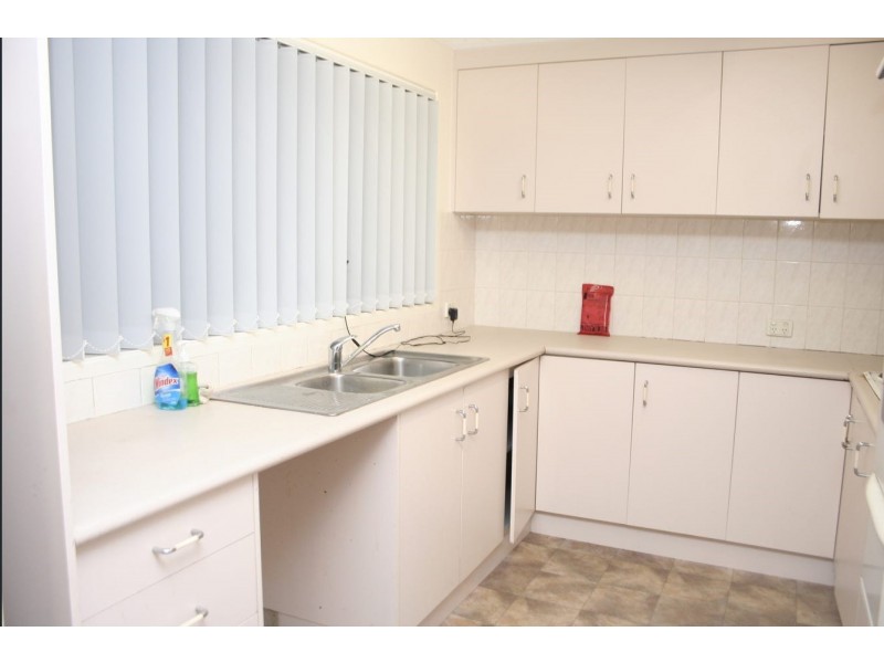 19 METROPOLE STREET, Robertson QLD 4109