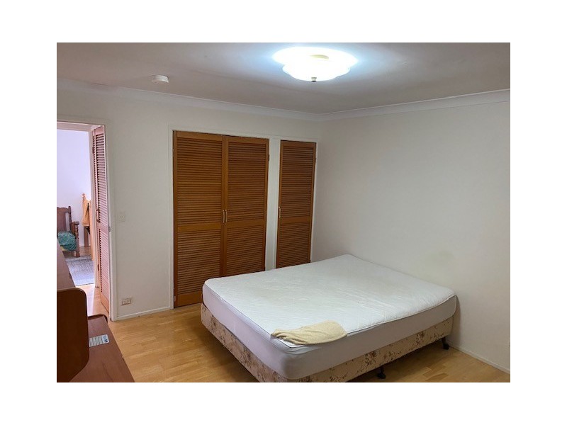 19 METROPOLE STREET, Robertson QLD 4109