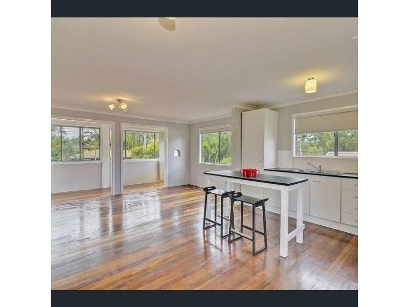 43 CYPRESS DRIVE, Marsden QLD 4132