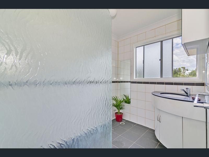 43 CYPRESS DRIVE, Marsden QLD 4132