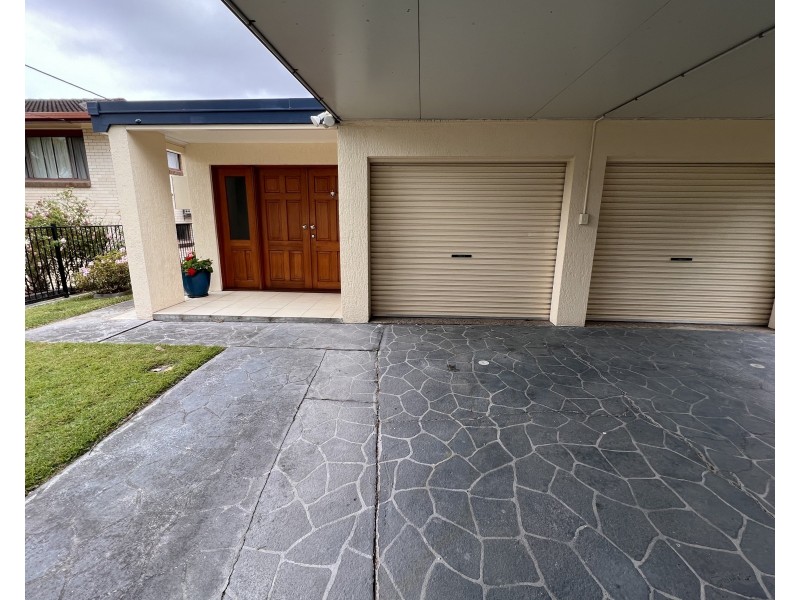 8 Marlton Street, Tarragindi QLD 4121