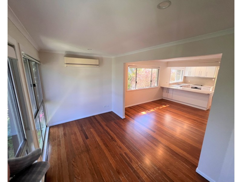 15 JOACHIM STREET, Holland Park West QLD 4121