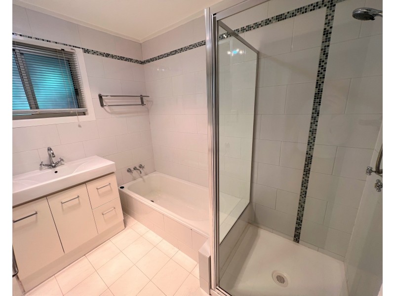 15 JOACHIM STREET, Holland Park West QLD 4121