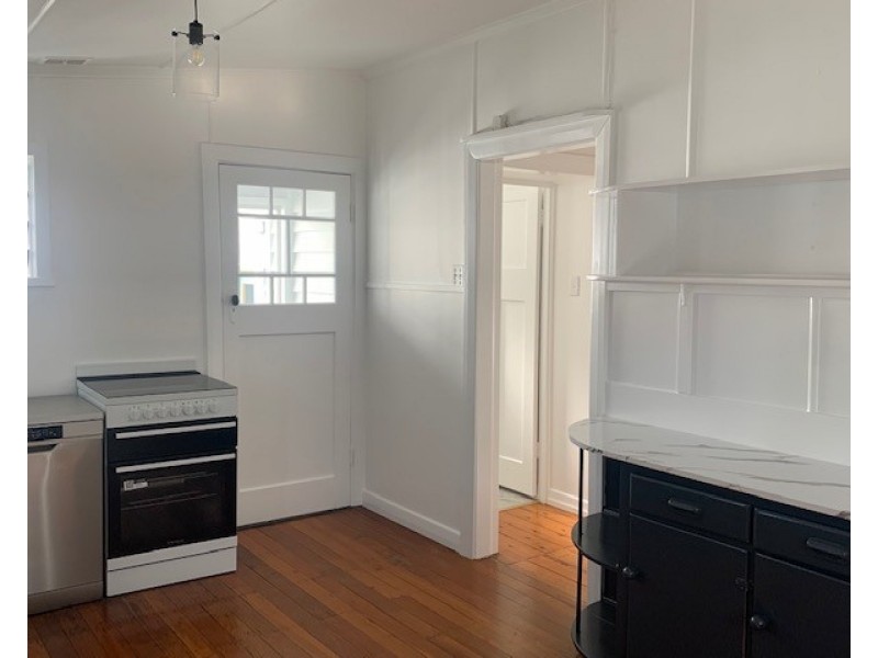 89 Adam Street, Wynnum QLD 4178