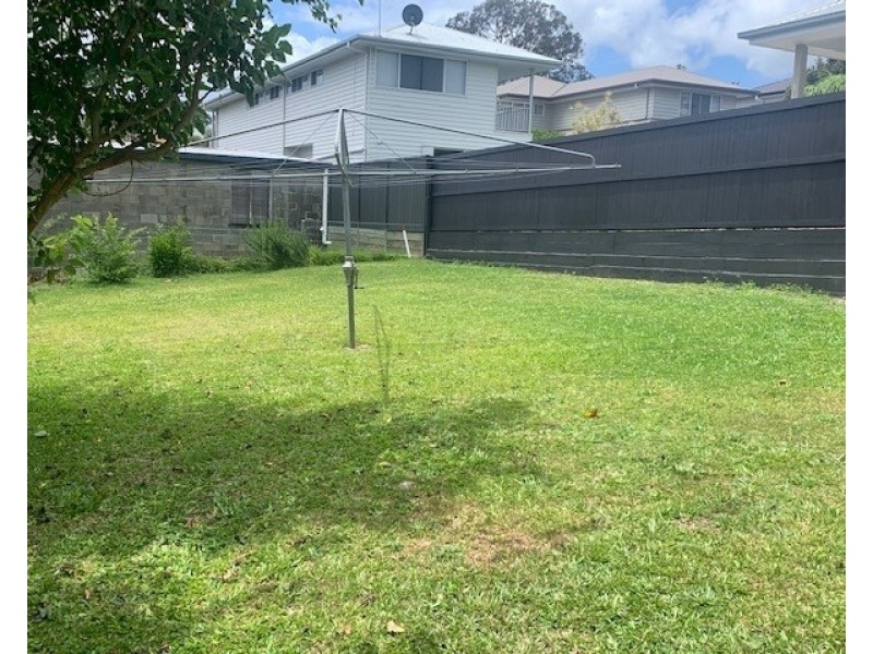 89 Adam Street, Wynnum QLD 4178