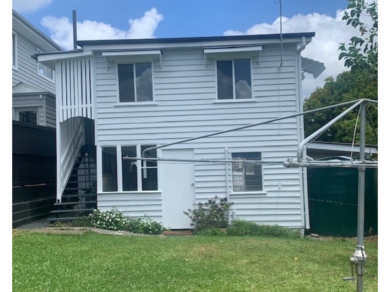 89 Adam Street, Wynnum QLD 4178