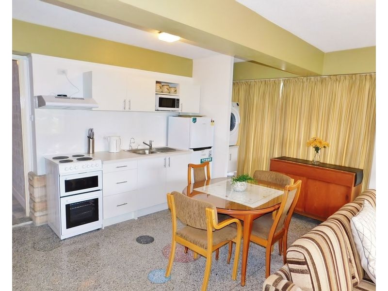 A/230 Beaudesert Road, Moorooka QLD 4105