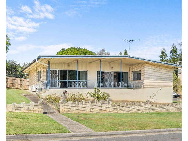 40 OATLAND CRESCENT, Holland Park West QLD 4121