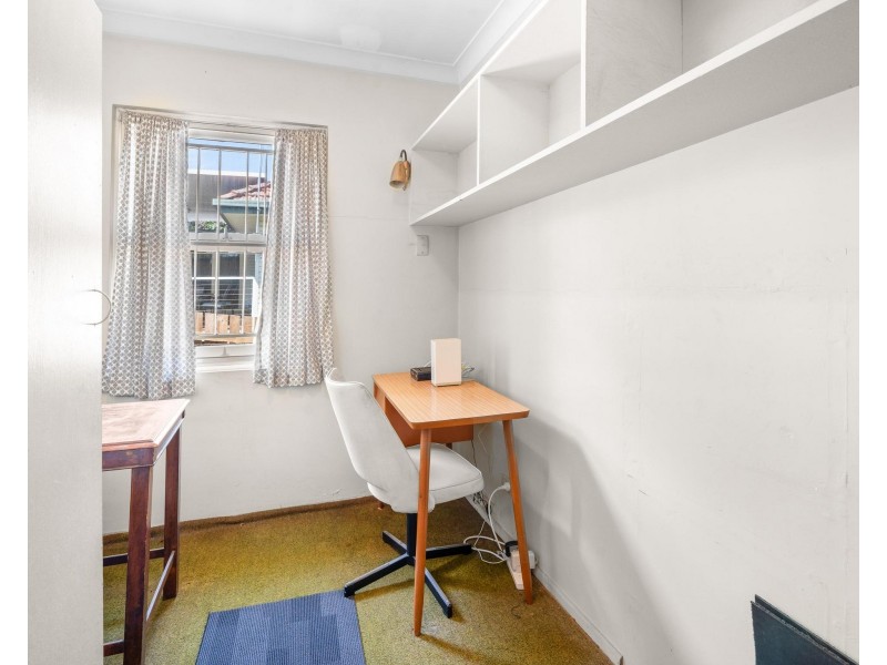 40 OATLAND CRESCENT, Holland Park West QLD 4121