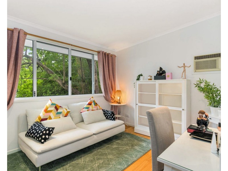 5 Gem Road, Kenmore QLD 4069
