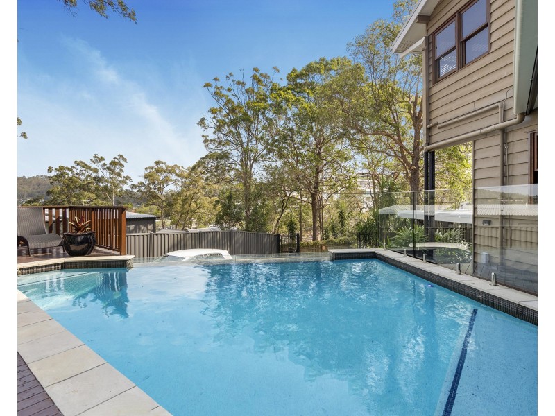 43 HOCKINGS STREET, Holland Park West QLD 4121