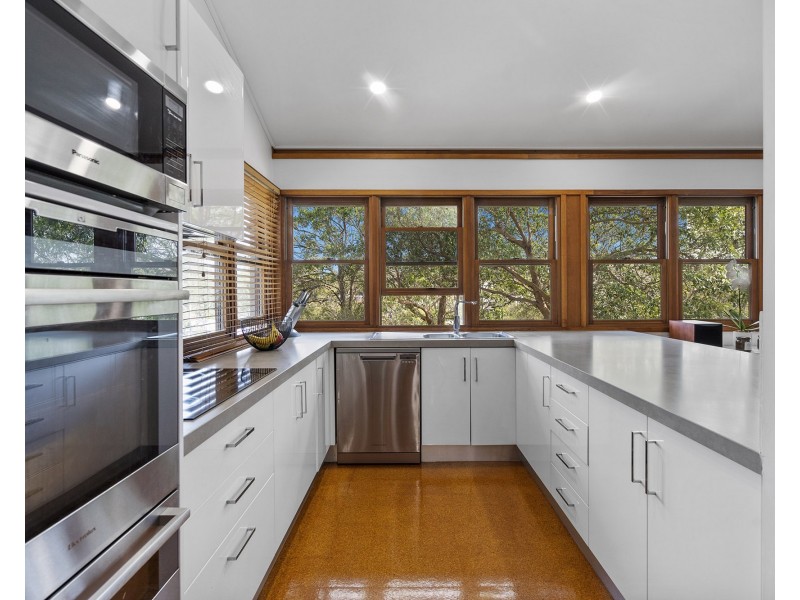 43 HOCKINGS STREET, Holland Park West QLD 4121