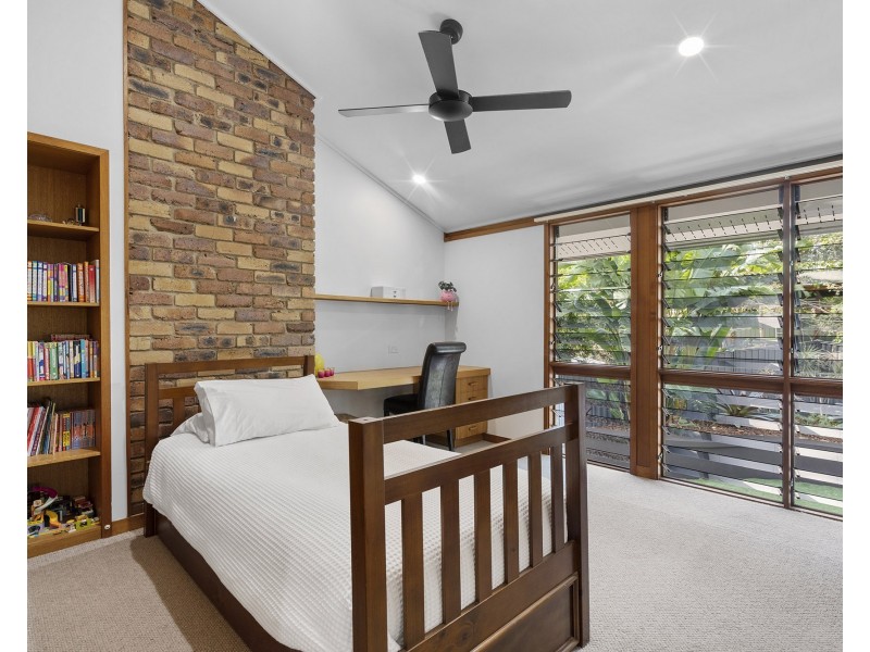 43 HOCKINGS STREET, Holland Park West QLD 4121